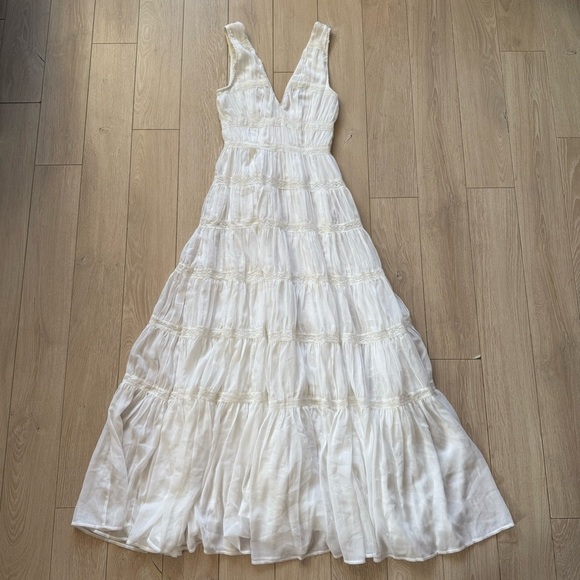 NWOT Abercrombie & Fitch Women’s Plunge Lace Tiered Maxi Dress White Size XXST - Picture 2 of 15